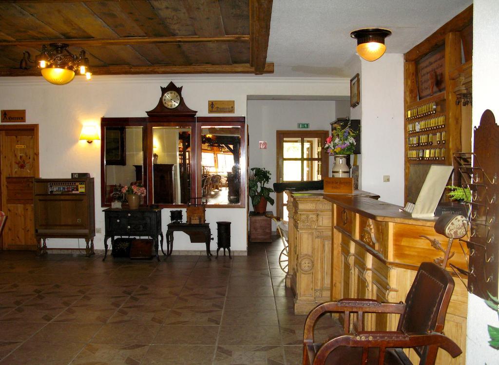 Landhotel Goldener Becher Limabach - Oberfrohna Exterior foto